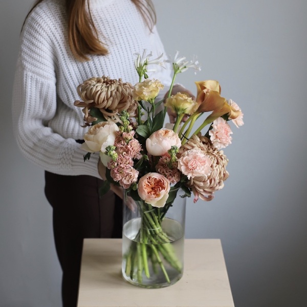 Peachy bouquet in a vase - Размер M 