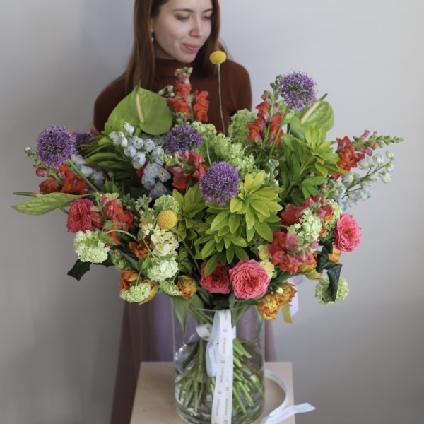 Flower subscription "Bunch" (4 deliveries) - Размер XL в вазе