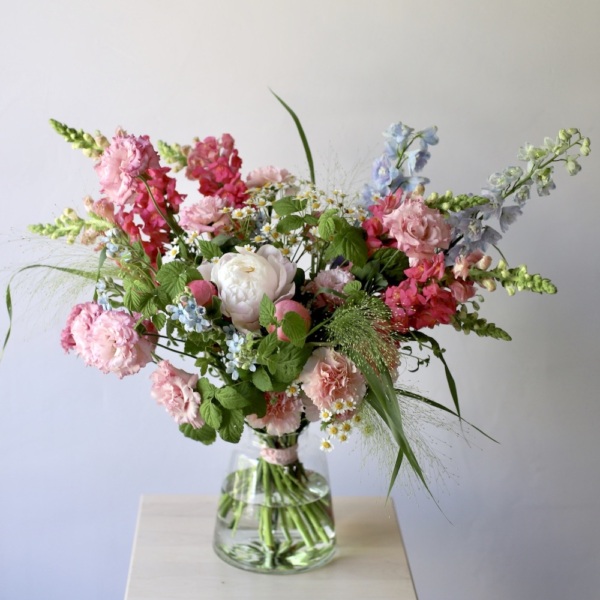 Pink bouquet in a vase - Размер M