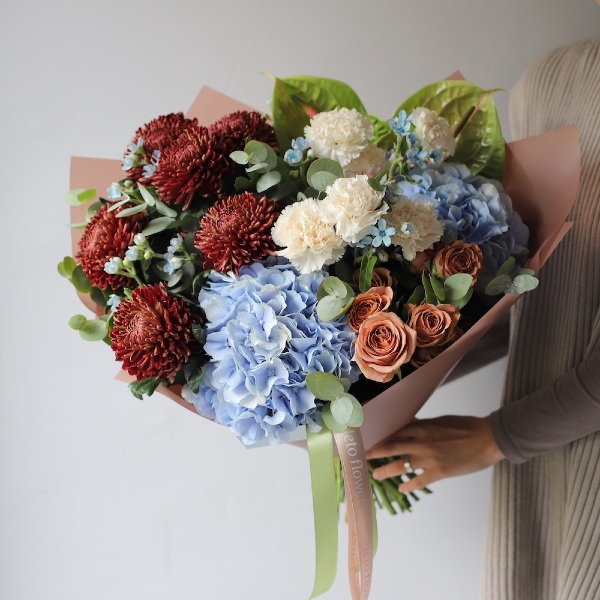 Signature bouquet "Virgo" - Размер M