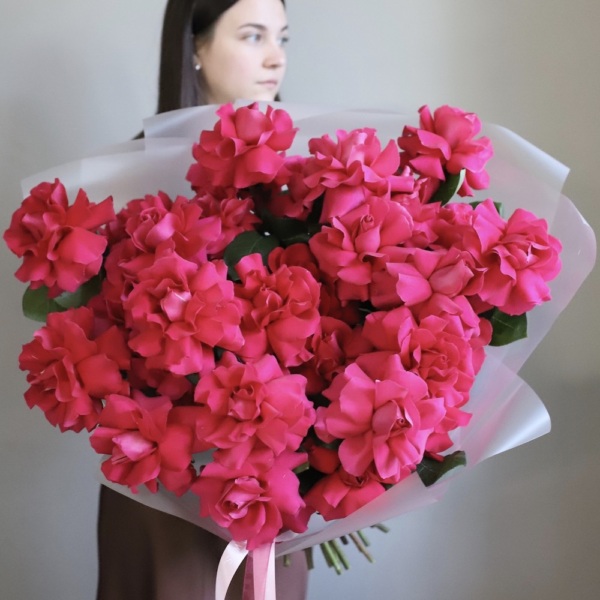 Bouquet of roses "Raspberry sherbet" - 39 роз