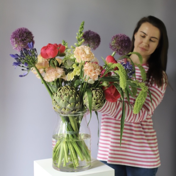 Flower subscription "In a vase" (4 deliveries) -  Размер L 
