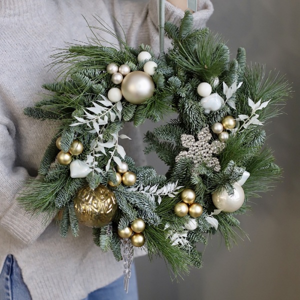 Christmas wreath 'Champagne splashes' - Размер 30-35 см