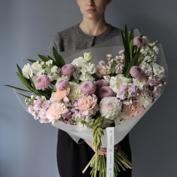 Surprise on a florist taste, light - Размер L