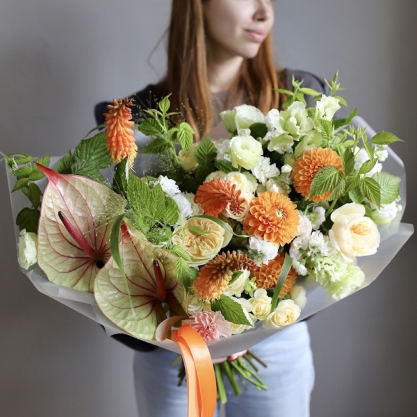 Orange signature bouquet - Размер L