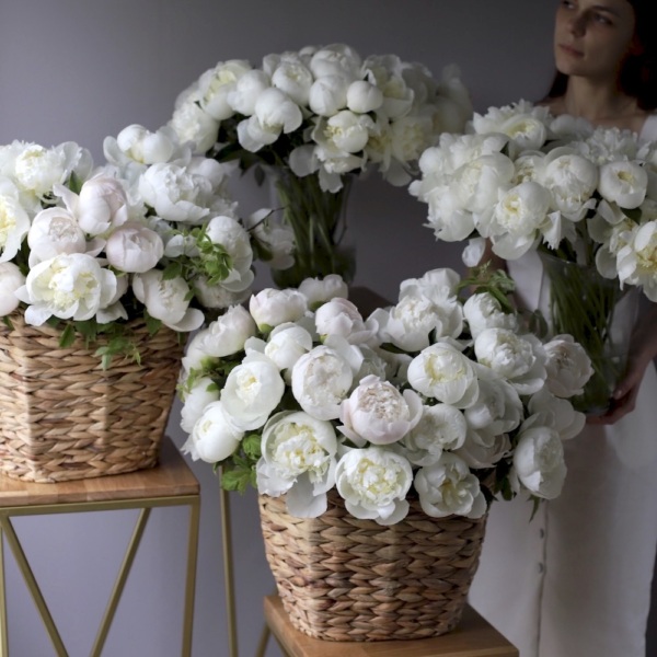 Flower set of peonies "Snow-White" -  Размер между S и M 