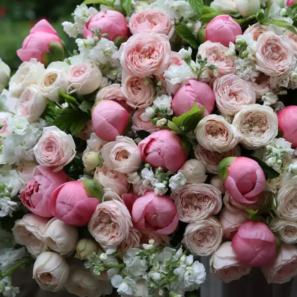 Peony with Spray Roses and Stock - Размер L