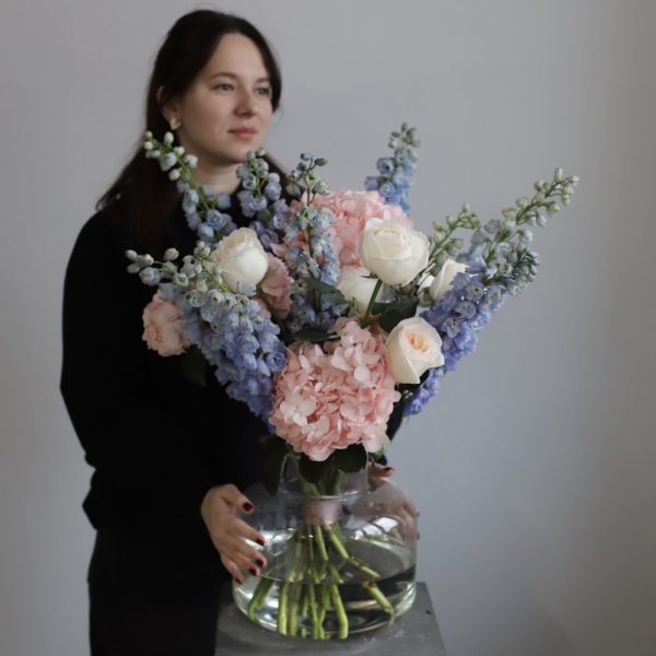 Watercolor bouquet in a vase - Размер L
