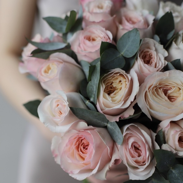 Bridal bouquet of David Austin roses Keira - Размер M
