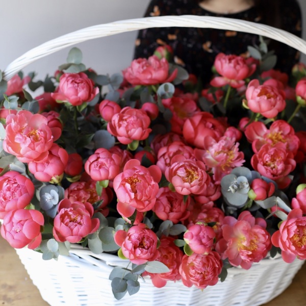 Basket of bright Peonies - Размер 2XL