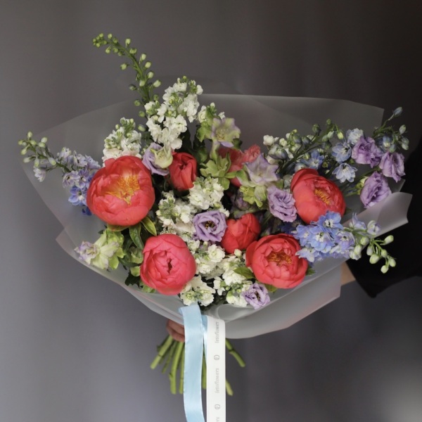 Surprise on a florist taste, bright - Размер M