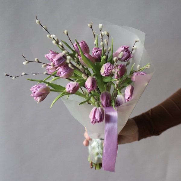 Tulips with Willow - Размер M 