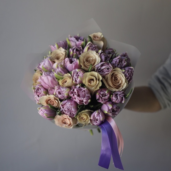 Tulips with Simple Roses - Размер S