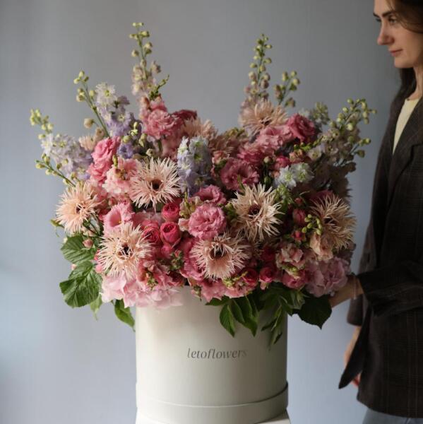 Pink signature hat box - Размер 2XL