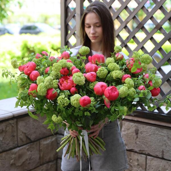 Peonies with Viburnum -  Размер L