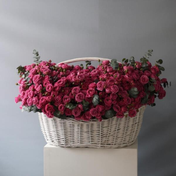 Spray Roses in a basket - Размер 4XL