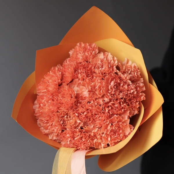 Orange Carnations - 19 гвоздик