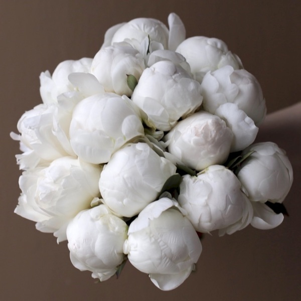 Bridal bouquet of white peonies - Размер S