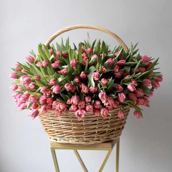 Tulips in a basket - Размер 5XL