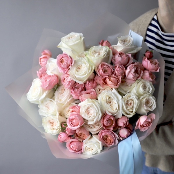 Garden roses with Spray garden roses -  Размер M 