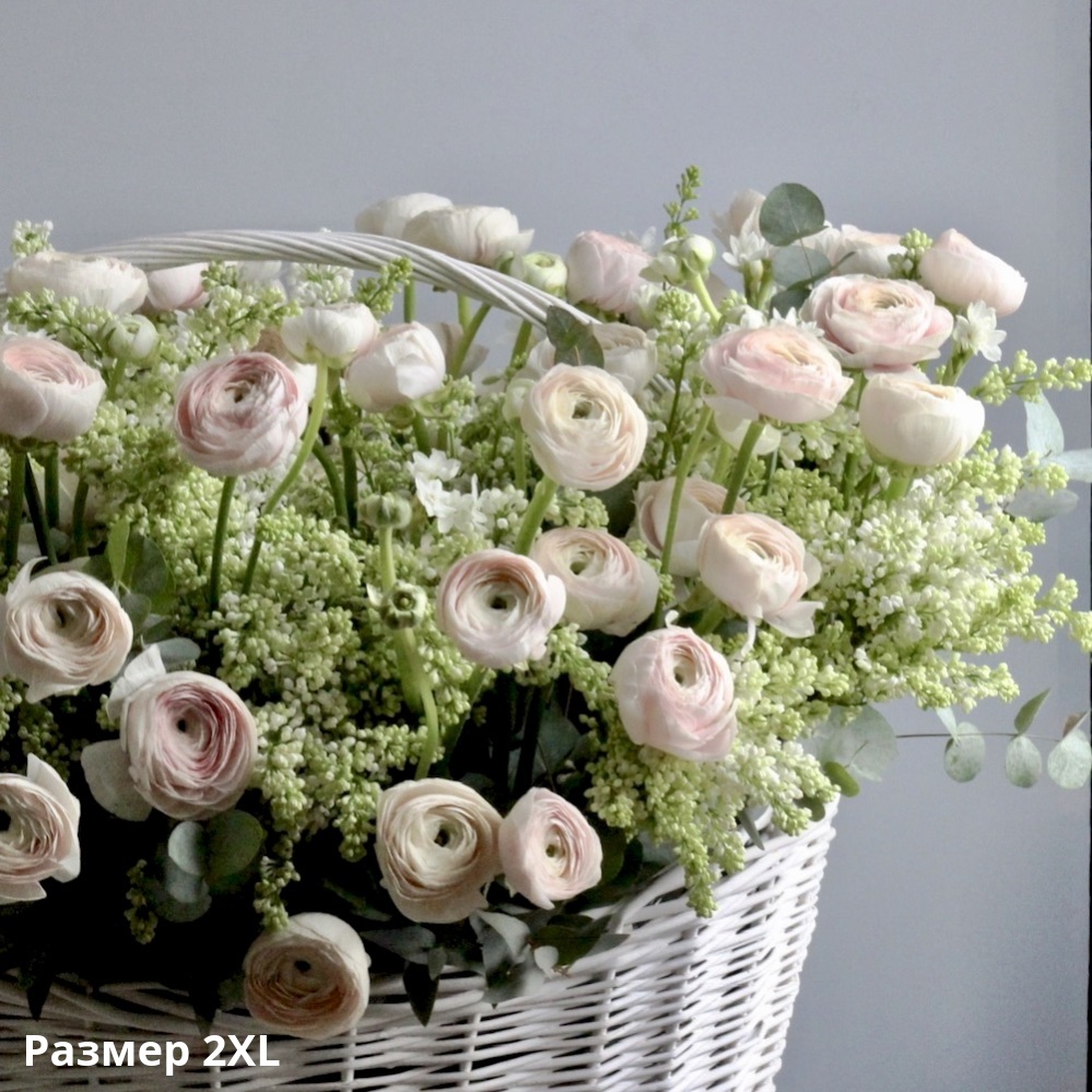 Ranunculus with Lilac in a basket Ranunculus with Lilac in a basket -  Размер 2XL