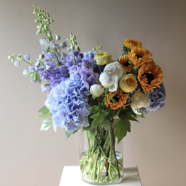 Flower subscription "In a vase" (4 deliveries) -  Размер L 