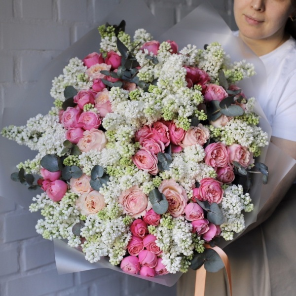 Lilac with Garden and Spray Roses - Размер 4XL 