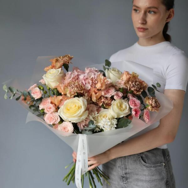 Surprise on a florist taste, light - Размер L