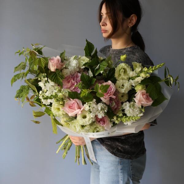 Surprise on a florist taste, light - Размер M