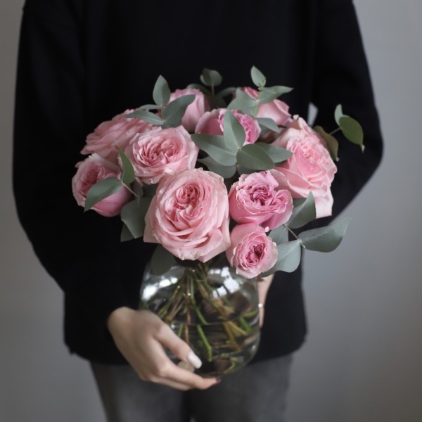 Garden Roses in a vase -  11 роз 