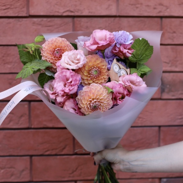 Bouquet "Scarlet Flower" - Размер S