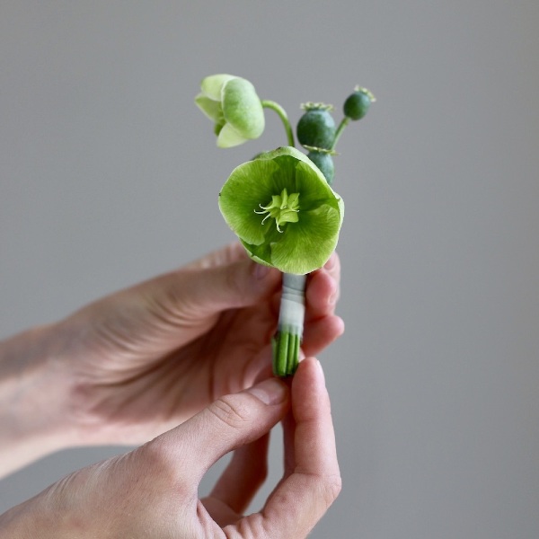 Green wedding bouquet  - Бутоньерка в тон