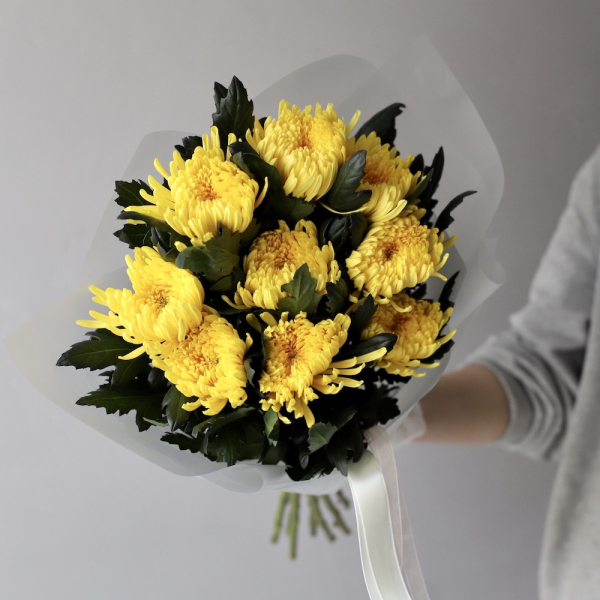 Yellow Chrysanthemum - 9 хризантем