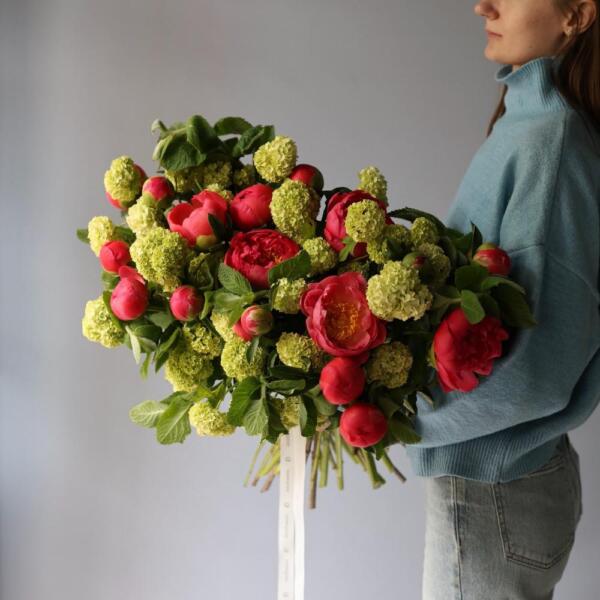 Peonies with Viburnum - Размер M