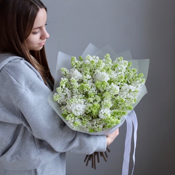 White Lilac -  19 веток сирени 