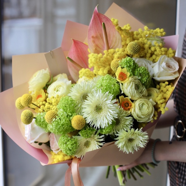 Signature bouquet Mach 8th - Размер L