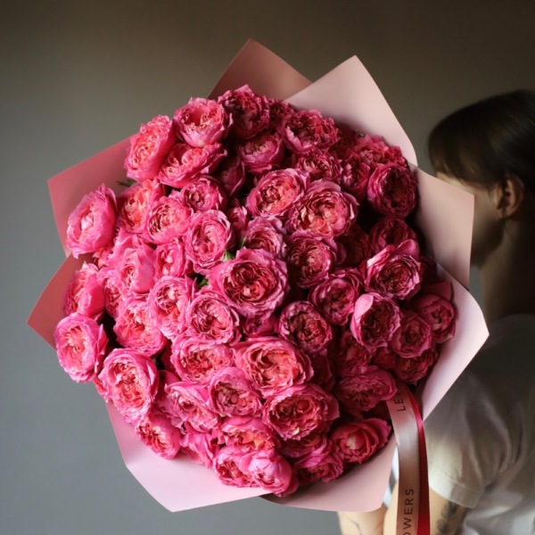 Juliet Cherry spray rose - 19 кустовых роз 