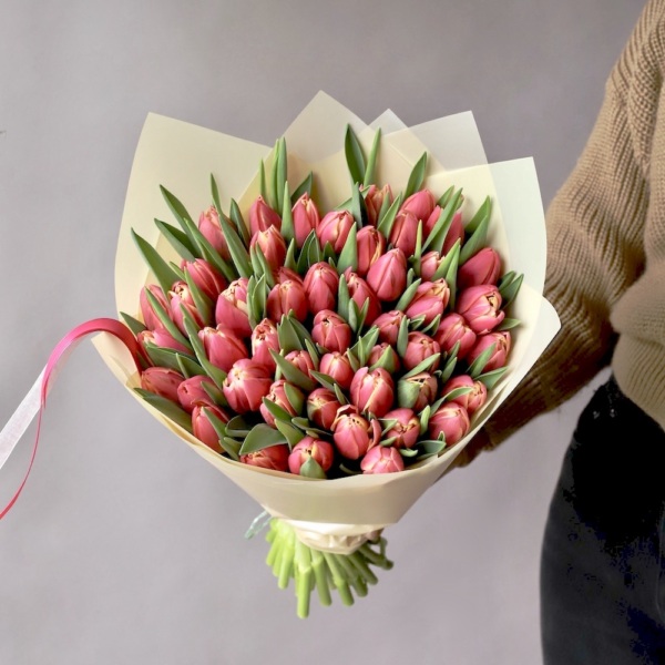 Bright-pink Tulips -  49 тюльпанов 