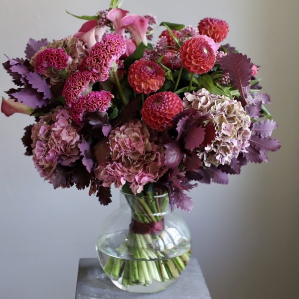 Raspberry bouquet in a vase - Размер L (ваза может отличаться)
