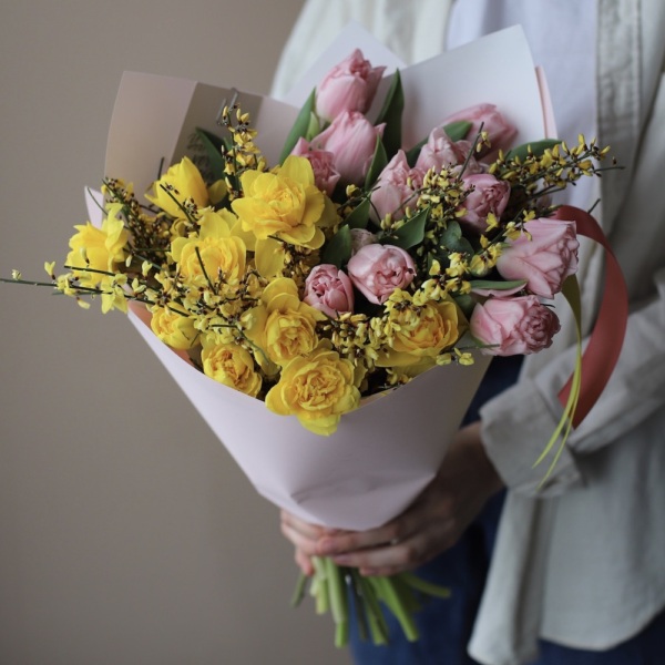 Tulips with Daffodils and Genista - Размер S