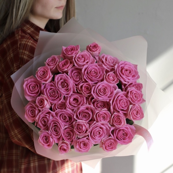 Pink roses -  39 роз 