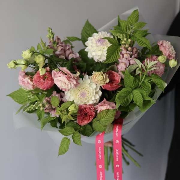 Surprise on a florist taste, light - Размер M