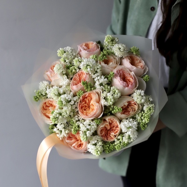 Garden Roses with white Lilac - Размер M