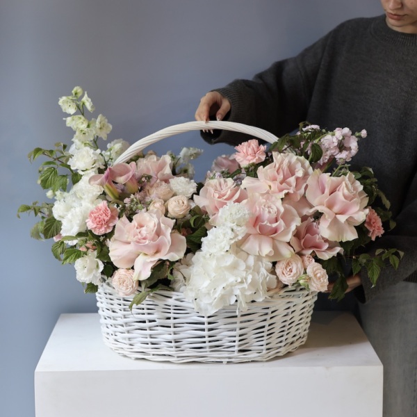 Signature basket-surprise, light -  Размер L 