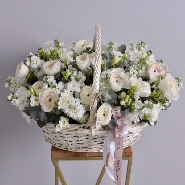 Ranunculuses with Freesia and Stock in a basket - Размер L