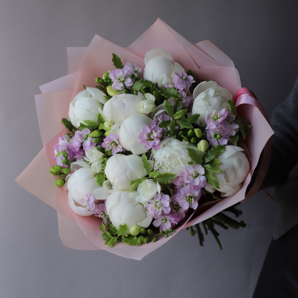 Peony with Stock and Freesia - Размер M