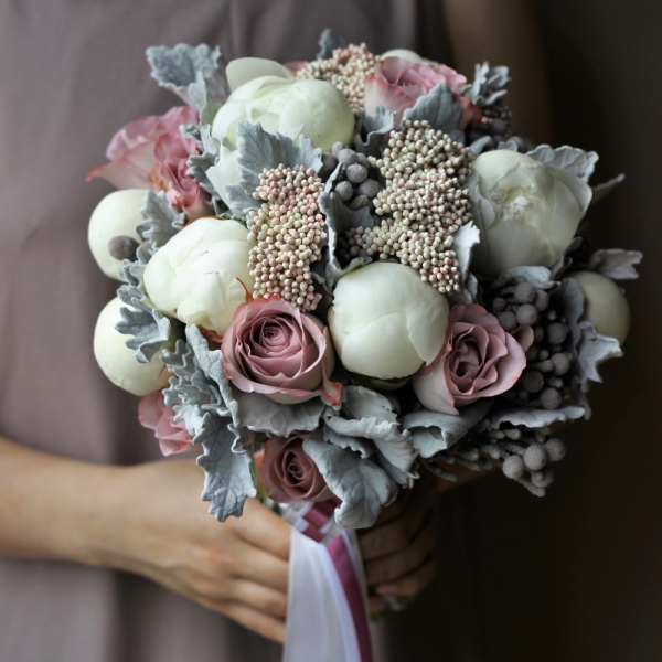 Set of classy round Bridal Bouquet and Groom Boutonniere - Размер L 