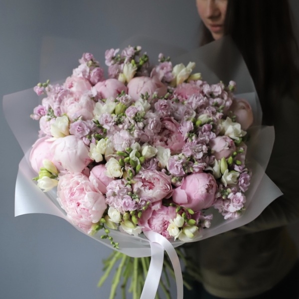Peony with Stock and Freesia - Размер L