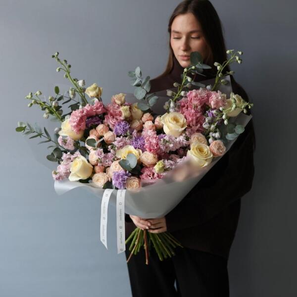 Watercolor signature bouquet - Размер M