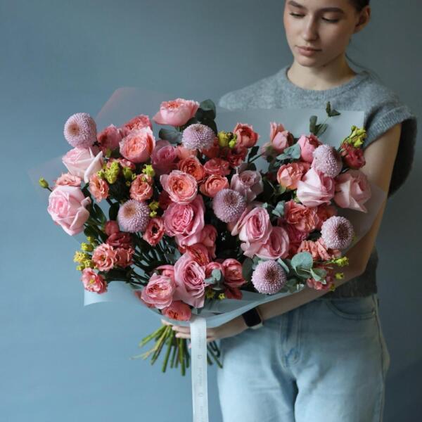 Surprise on a florist taste, light -  Размер L